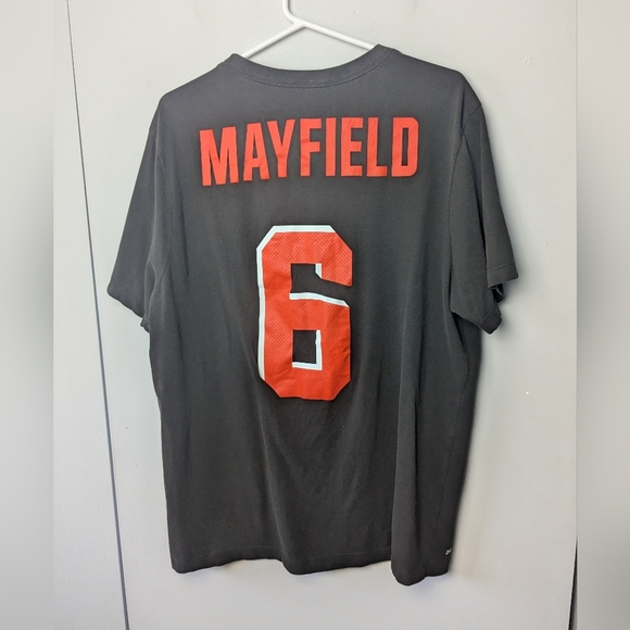 NIKE Dry Fit Men Tee Shirt Cleveland Browns #6 Mayfield Baker Football Size XL - Picture 6 of 8